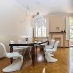 Via Stampatori 3* Turin