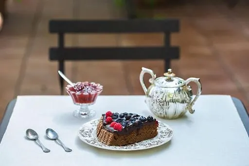 Via Stampatori Couette-café