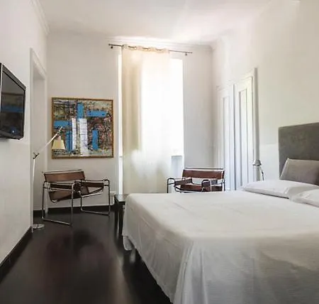 Via Stampatori Bed & Breakfast 4*
