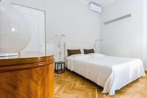 Via Stampatori B&B