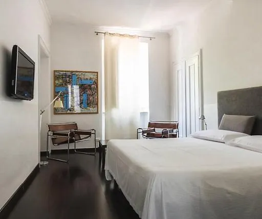 Via Stampatori B&B 3*